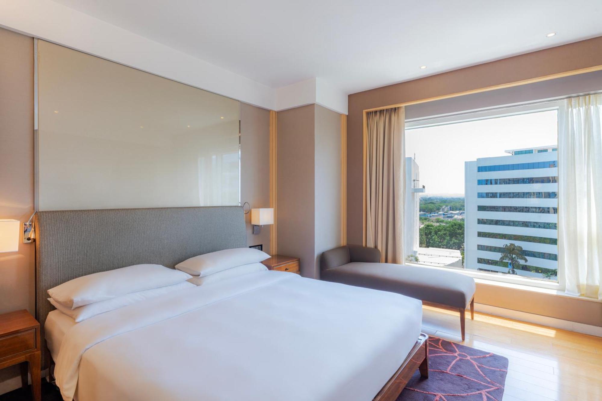 Hyatt Regency Pune Hotel & Residences Bagian luar foto